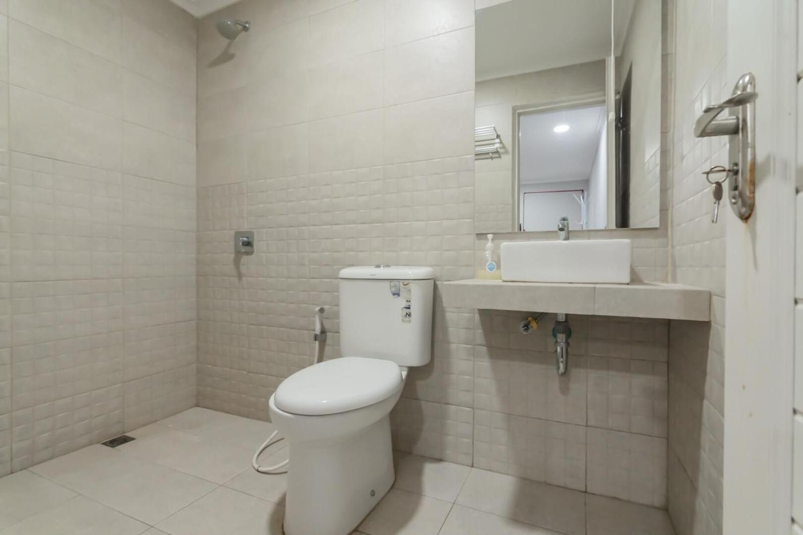 Reddoorz Plus Near Lembang Park & Zoo Екстер'єр фото